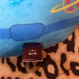 Aaliyah Mac lipgloss